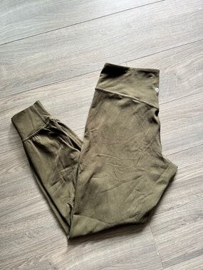 lululemon align khaki jogger size 8 leggings